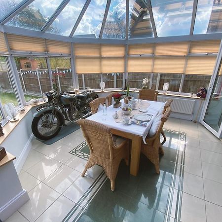 Keppel Gate B&B - Silver Birch Ensuite Room Overseal Екстериор снимка