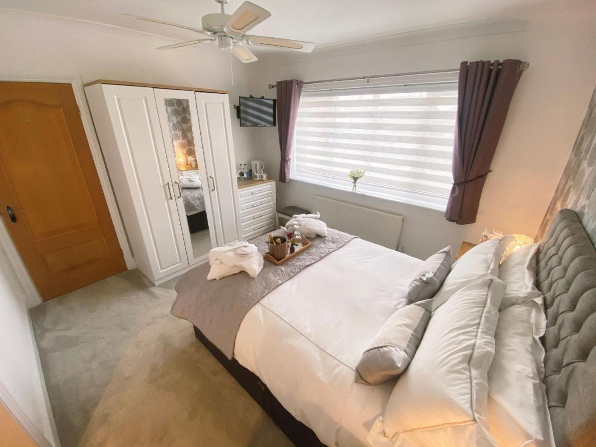 Keppel Gate B&B - Silver Birch Ensuite Room Overseal Екстериор снимка